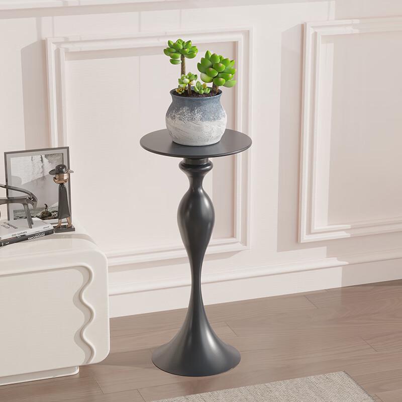 Light Luxury Cream Style Rock Slab Flower Stand