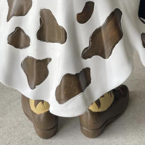 Фигурка Призрачного Ковбоя Хэллоуин Призрак в Ковбойской Шляпе Сапогах Украшение Настольная Статуэтка Призрака для Каминной Полки Шкафа Книжной Полки