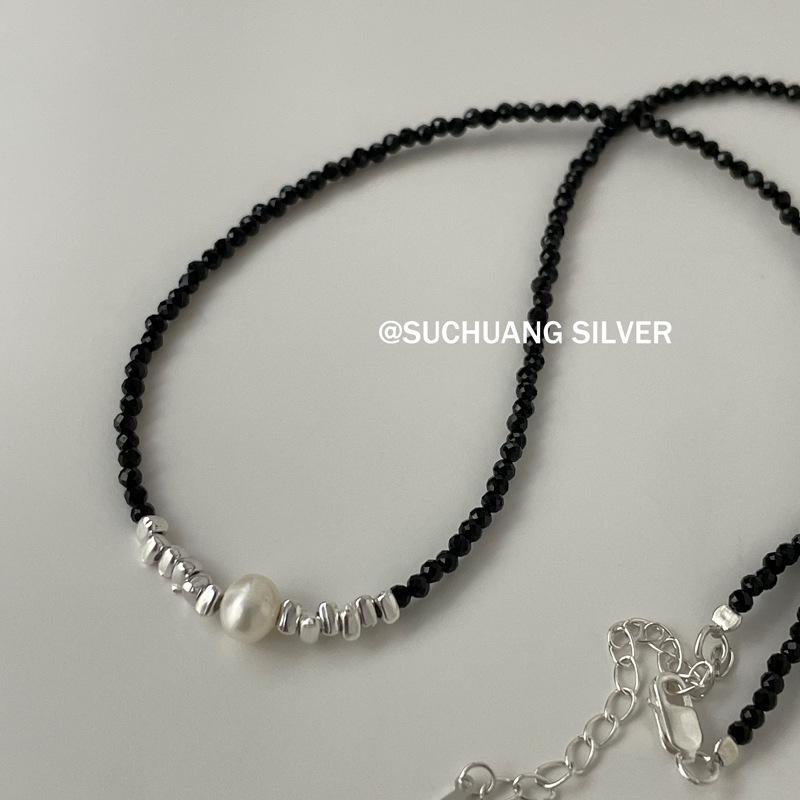 Su Chuang Серебряное ожерелье S925 с жемчугом и черным шпинелью - Женская цепочка на ключицы в стиле легкой роскоши