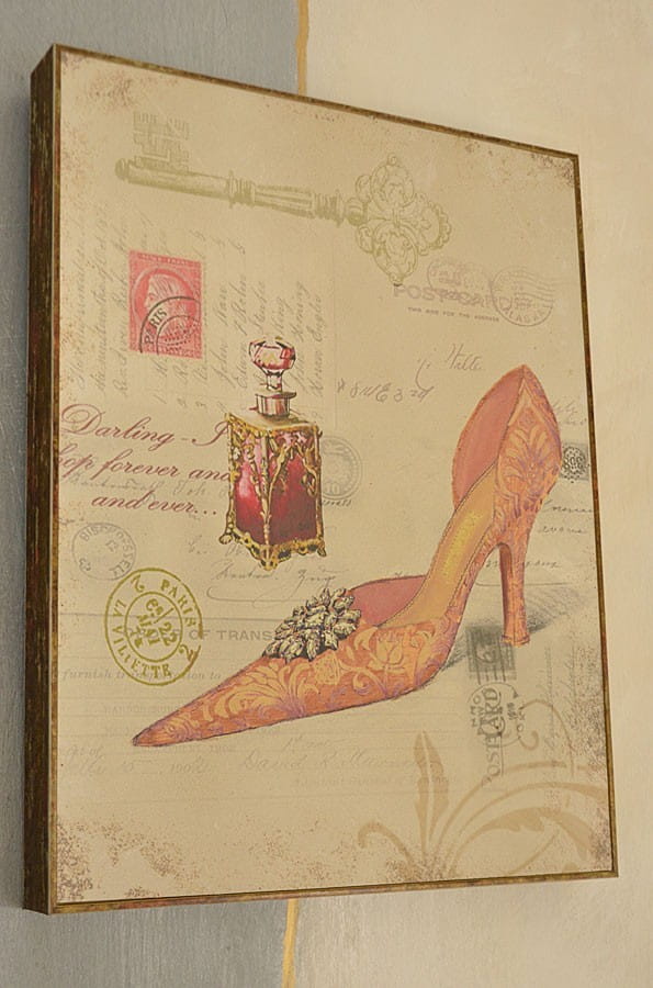 Picture vintage retro fashion shoe in glamour style golden slipper