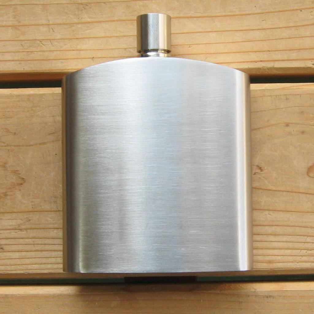 Бутылка виски Sato Kinzoku Kogyo SALUS Skittles Bacchus 200 мл