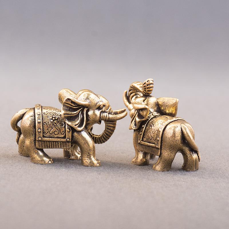 1Pcs Copper Lucky Elephant Small Ornaments Brass Blessing Elephant Miniature Figurine Antique Bronze Animal Statue