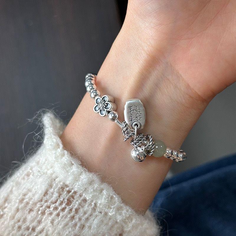 Elegant Niche Silver Bracelet with Concave Square Beads - High-End Luxurious Design