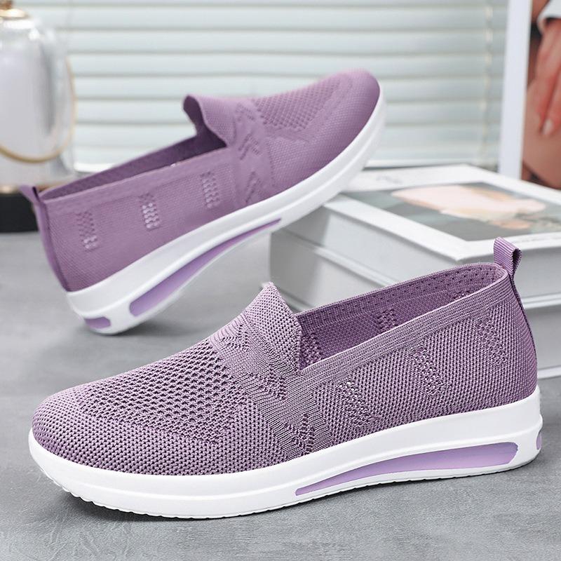 Женская повседневная обувь, дышащая сетчатая обувь-слипоны Fly-knit для женщин среднего и пожилого возраста, удобные слипоны с мягкой подошвой.