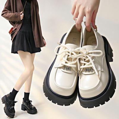 Женские кожаные лоферы на толстой подошве в британском стиле для весны и осени