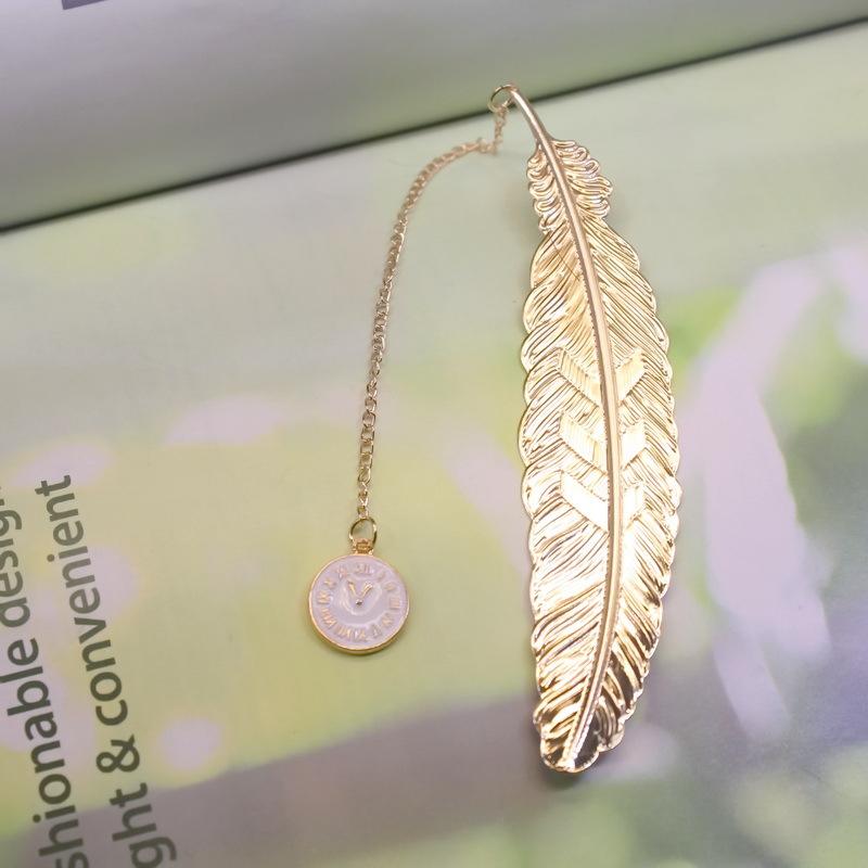 Креативный Дизайн Эстетичная Латунная Закладка для Книги Ретро Лист Металлическая Закладка с Подвеской Набор Милые Студенческие Принадлежности Подарок Учителю