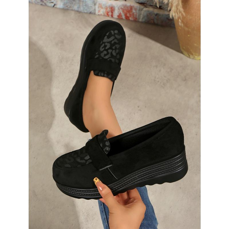 Женские лоферы на танкетке с леопардовым принтом, новая замшевая модель больших размеров на платформе для осени 2025 года