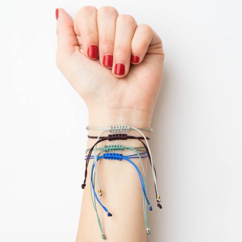 Браслет с принтом лапы