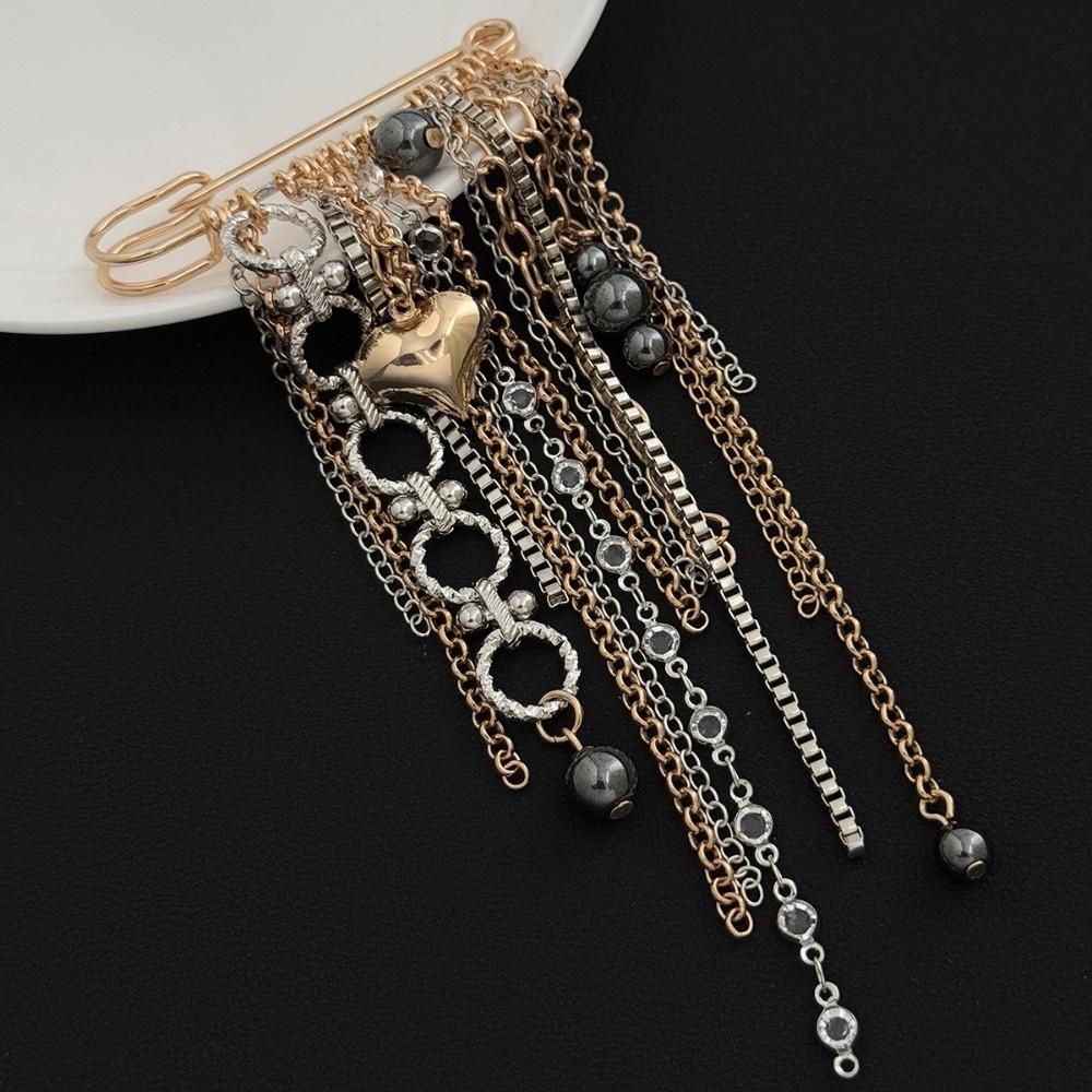Ins Style Beaded Tassel Lapel Pin Sweet Cool Style Metal Chain Brooch Heart Brooch Suit Decoration