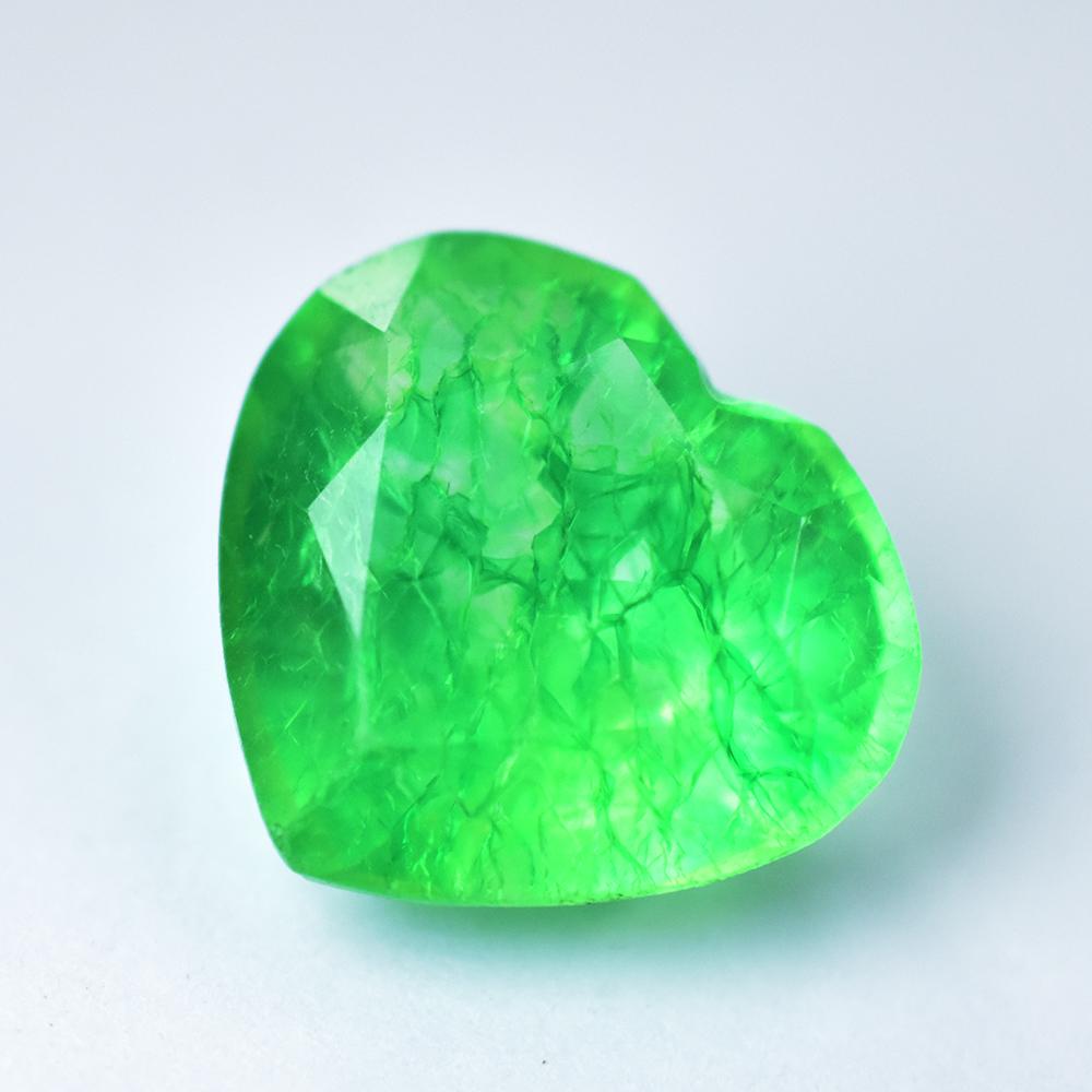 19.75 Ct Certified Green Natural Emerald Gemstone Heart Cut From Colombia