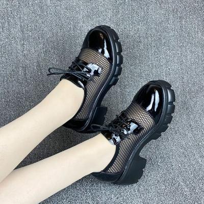 Модная черная обувь с вырезами для женщин на среднем каблуке с круглым носком женские туфли-лодочки новинка для молодых по акции быстрая доставка акция тренд 2025