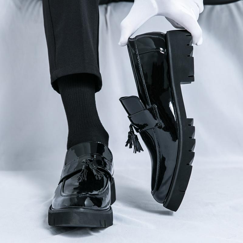 Мужские лаковые оксфорды слипоны на толстой подошве с увеличением высоты, туфли дерби в стиле кэжуал, оригинальные лоферы, формальные туфли