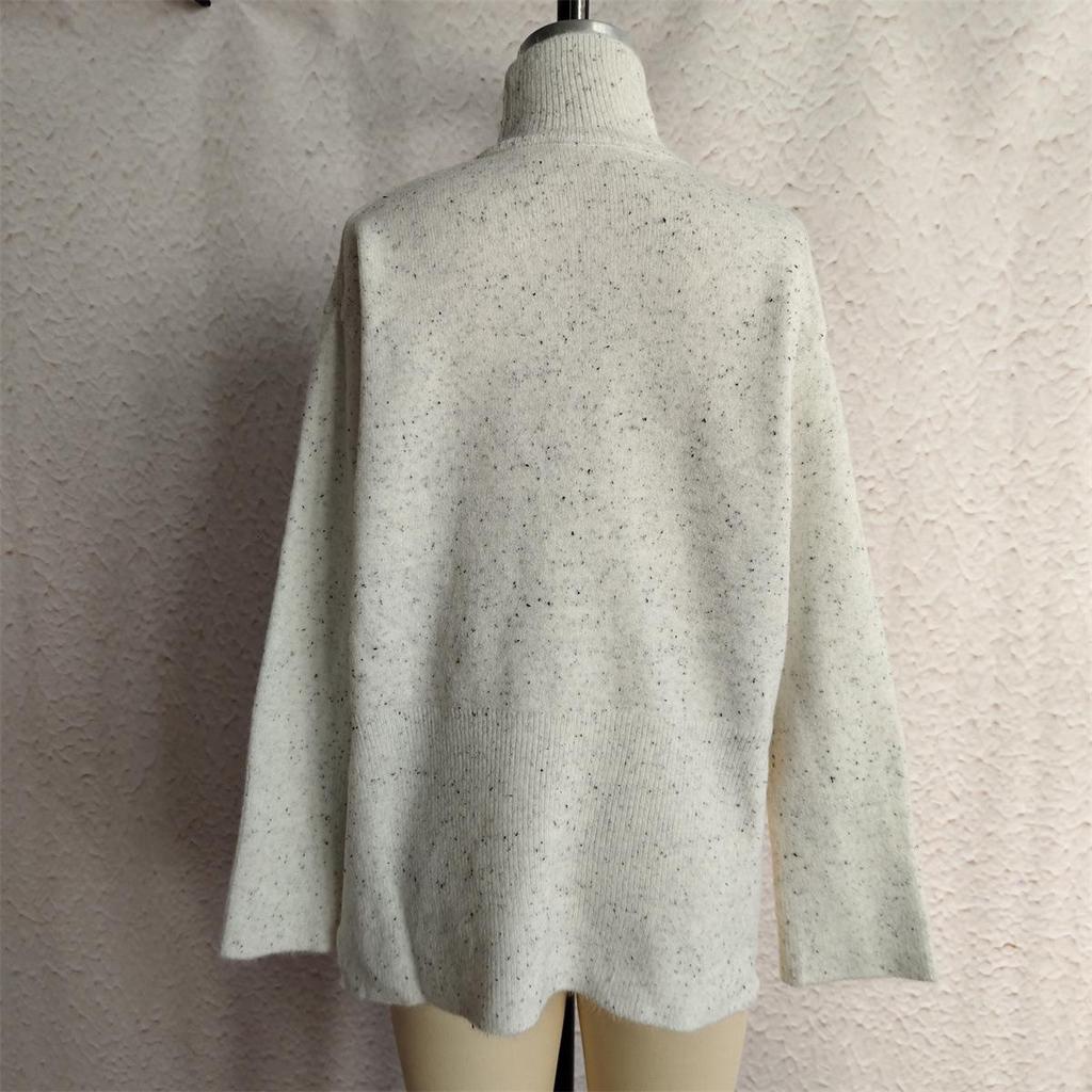 Autumn/Winter 2025 Polka Dot Color Block High Neck Pullover Sweater with Slit Sleeves