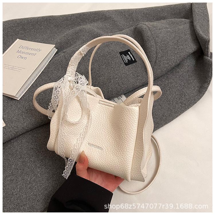 Spring Portable Vegetable Basket Bag Women's Spring Sweet Korean Niche Bucket Bag Guava Shoulder Messenger Bag