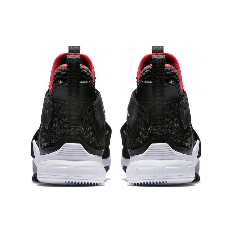 Nike LeBron Zoom Soldier 12 Bred AO2609-001