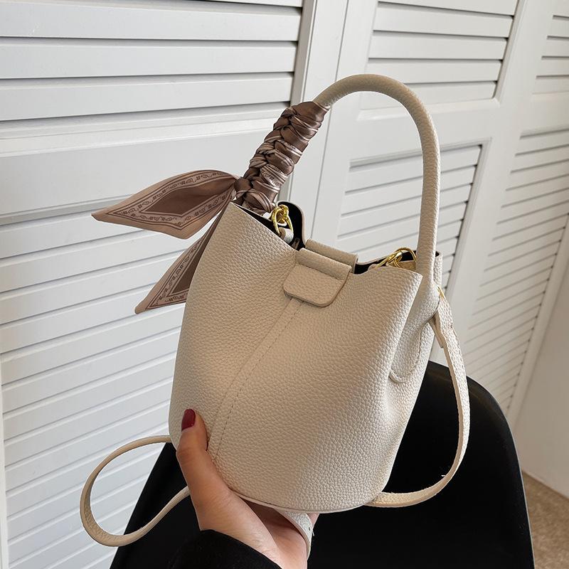 High-Grade Textured Mini Bucket Bags Fashion Soft Leather Hasp Crossbody Bag Lady Daily Commuter Handbags