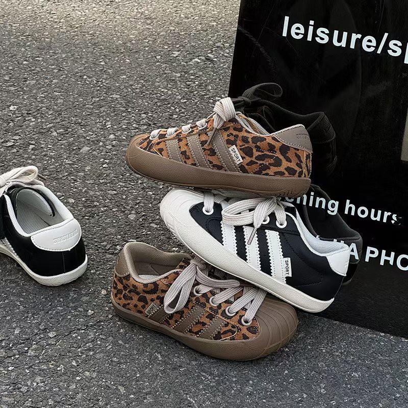 Kids Soft Sole Trainer Shoes Boys Girls Breathable Mesh Lining Rubber Slip-On Sneakers Leopard Print Sport Style