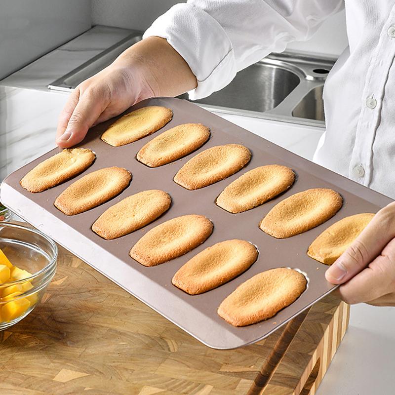 12 Cavities Carbon Steel Cake Mold Nonstick Baking Pan Shell Shape Baking Tray Pastry Cookie Bread Mold Bakeware Baking Tools