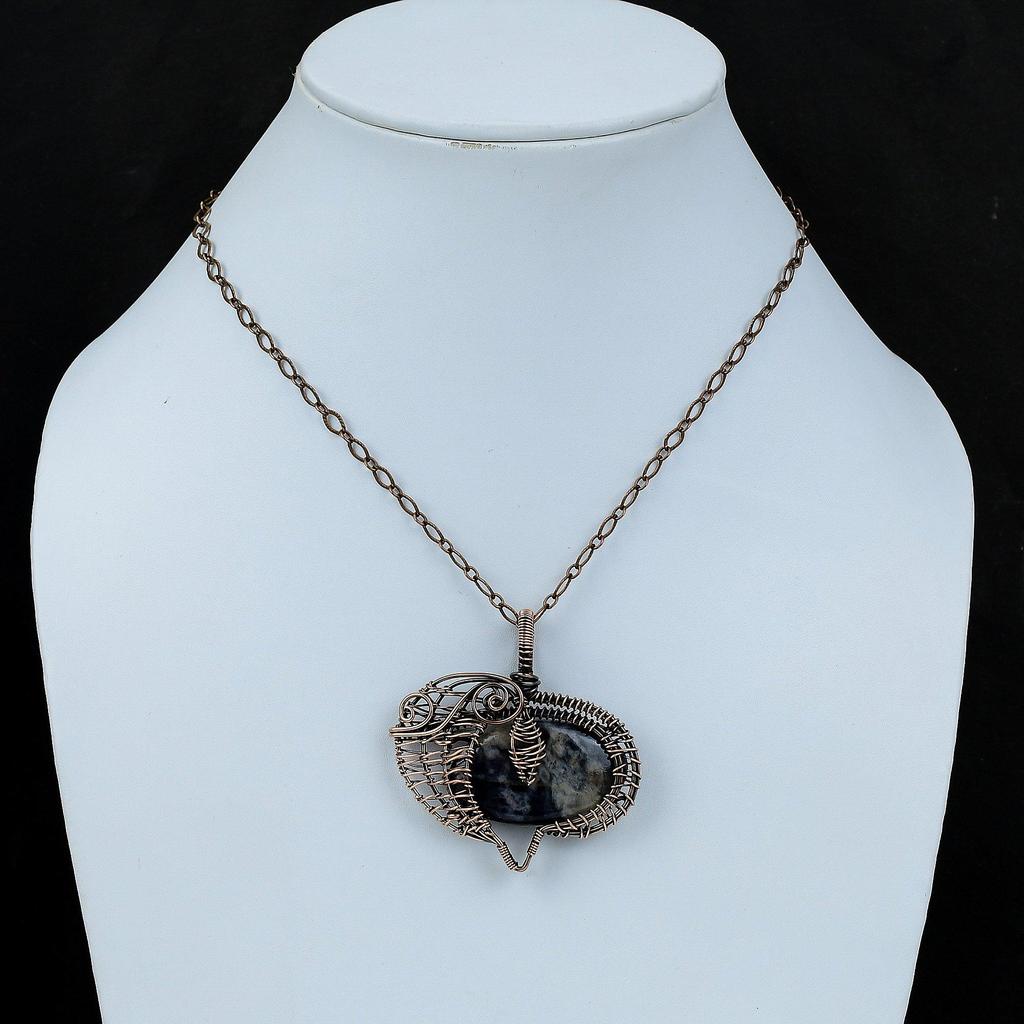 Подвеска из солнечного камня иолита, медная проволока, обернутая драгоценным камнем высшего качества, медная бижутерия, подвеска ручной работы, обернутая проволокой, ювелирное изделие, подарок для женщин