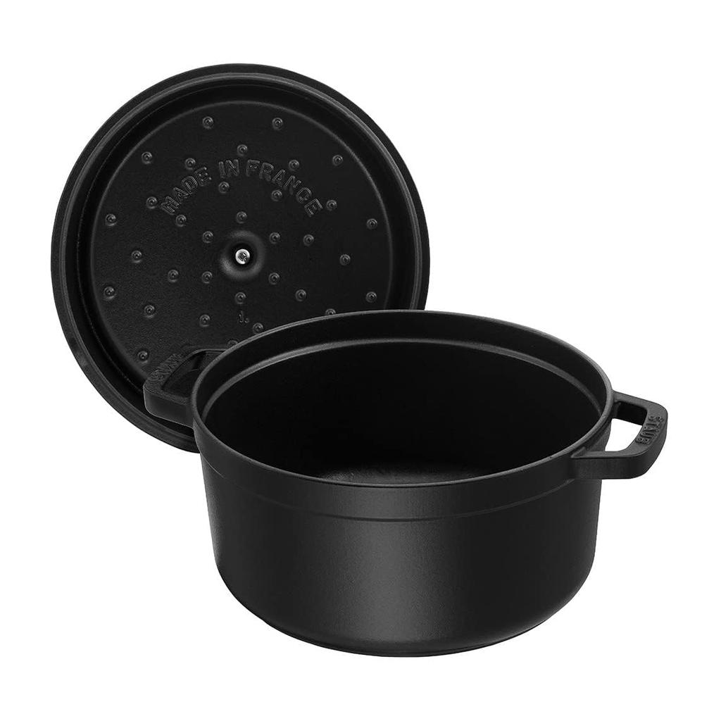 Staub 4 Quart Cocotte Round 4 Qt Black 1102425