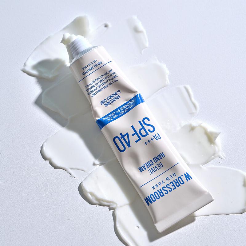 W.DRESSROOM Восстанавливающий крем для рук SPF 40 PA+++ 50 мл