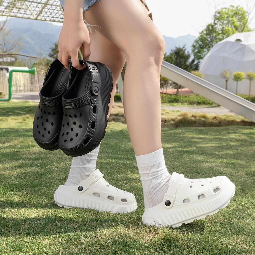Platform Women Clogs Shoes Summer Beach Thick Bottom Sandals Fashion Comfortable Clogs Indoor Outdoor Men Hole Shoes