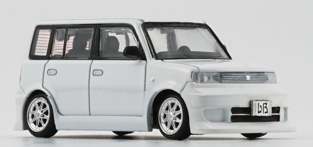 BM CREATIONS Toyota 2000 bB Белый LHD Готовая модель 1/64