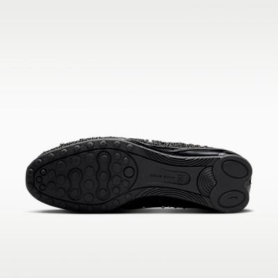 Женские кроссовки Nike Shox Z Год Лошади (Женский) Черный/черный/белый