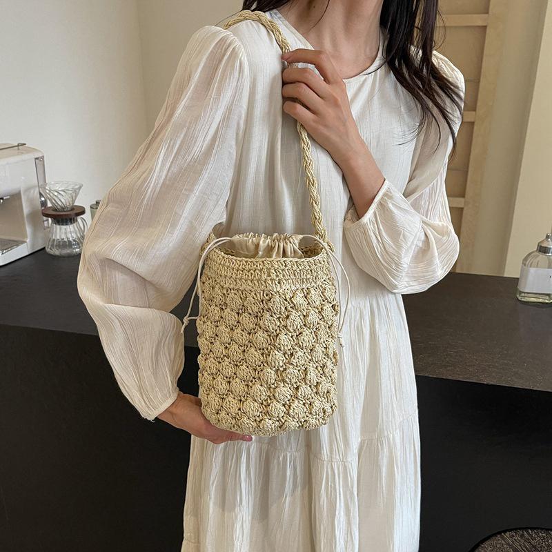 Summer New Fashionable Trendy Women's Bag High Quality Grass Woven Tote Bag Bucket Shape Drawstring Handbags