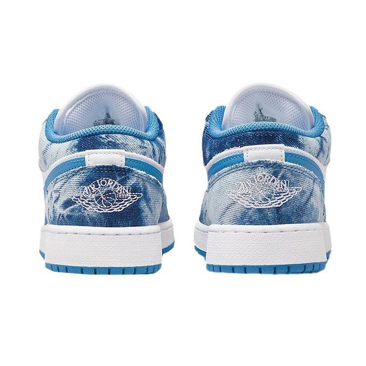 Детские кроссовки Air Jordan 1 Low GS Washed Denim белые голландско-синие DM8947-100