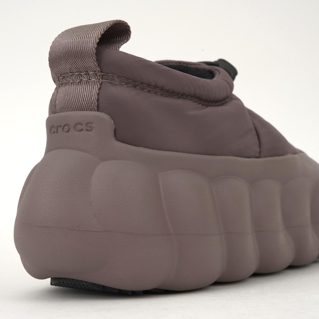 Crocs Кроссовки унисекс Overpuff Shorty Truffle коричневые 210668-0LF