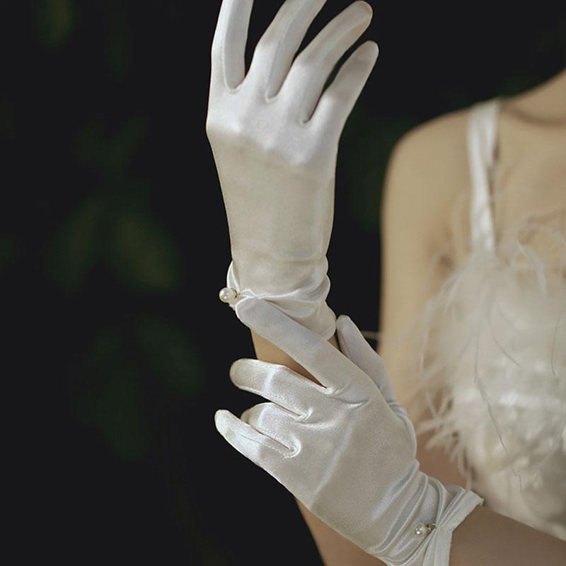 Женские солнцезащитные эластичные тонкие варежки с защитой от ультрафиолета, красные, белые, черные классические перчатки с полным пальцем для вождения