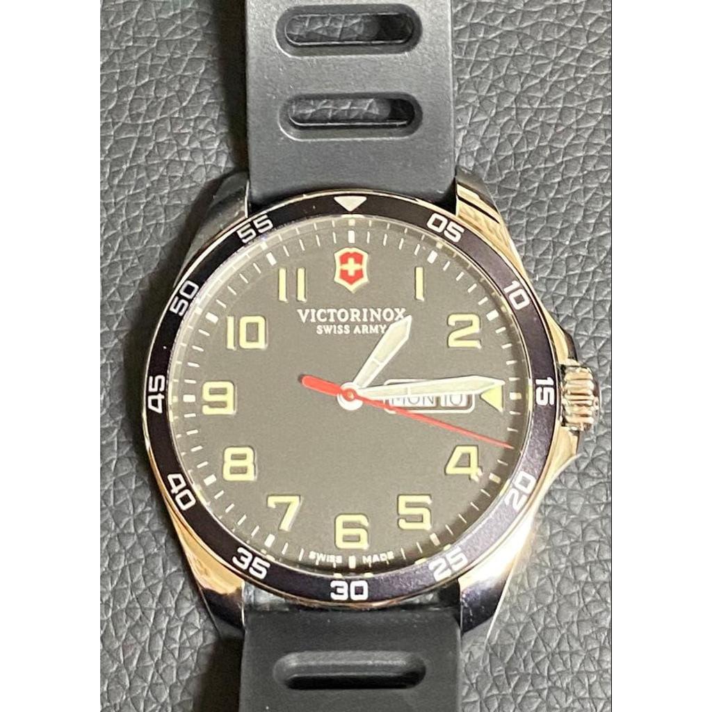 Б/у Черные часы VICTORINOX Swiss Army Рабочие, готовы к немедленному использованию