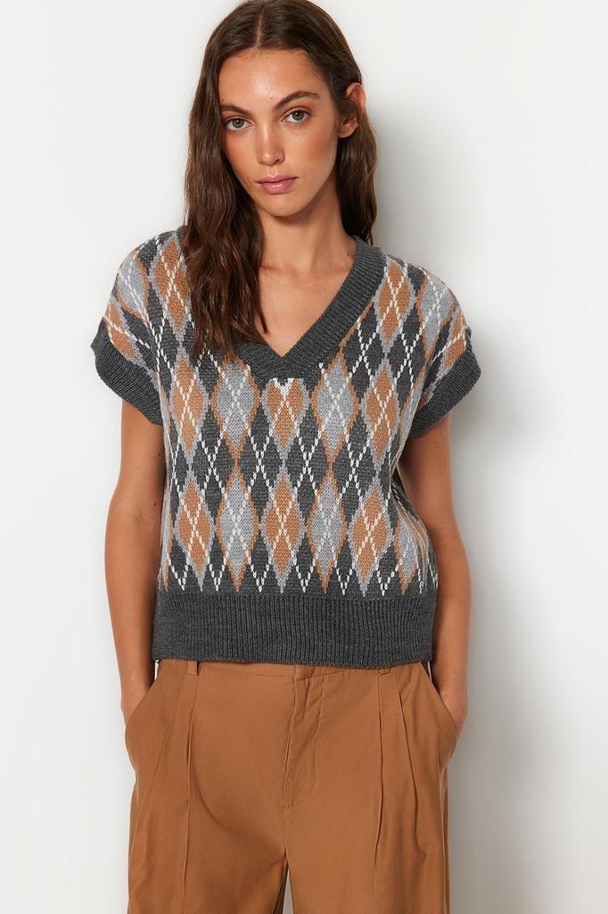 Women's Fashionable Stylish Sweater Black Wide Fit Knitwear Sweater