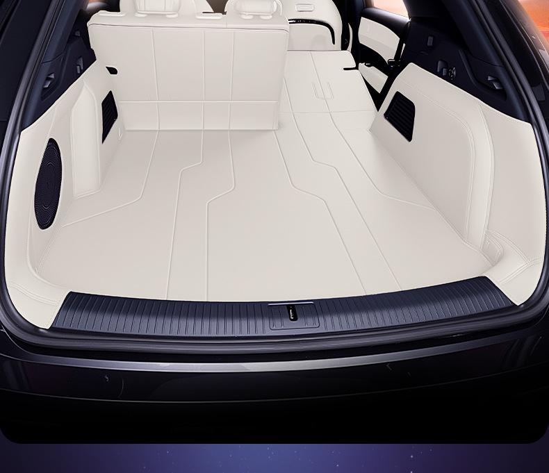 Комплект ковриков в салон и багажник для Changan Qiyuan Q05, 26 моделей в наличии.