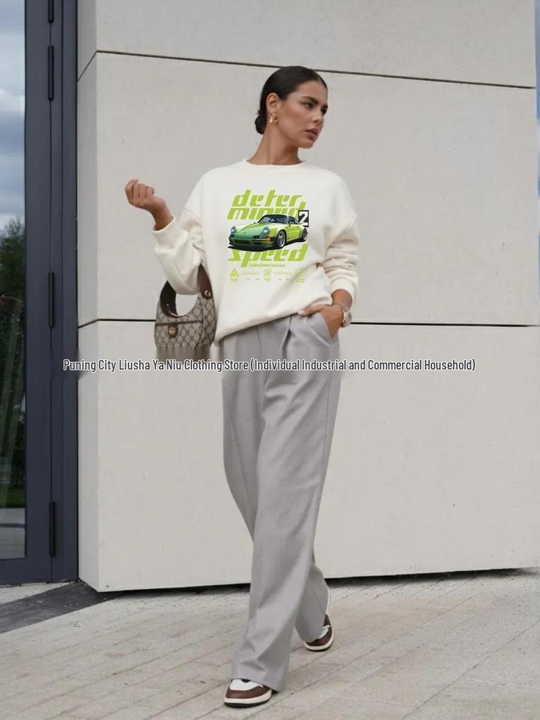 Stylish Autumn/Winter Thick Round Neck Pullover Hoodie - Versatile, Comfortable, and Slimming.