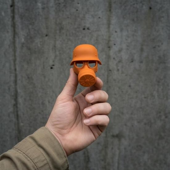 Funny Mask Bottle Cap Reusable Helmet Bottle Topper Air-Tight Beer Cap Cover Dustproof