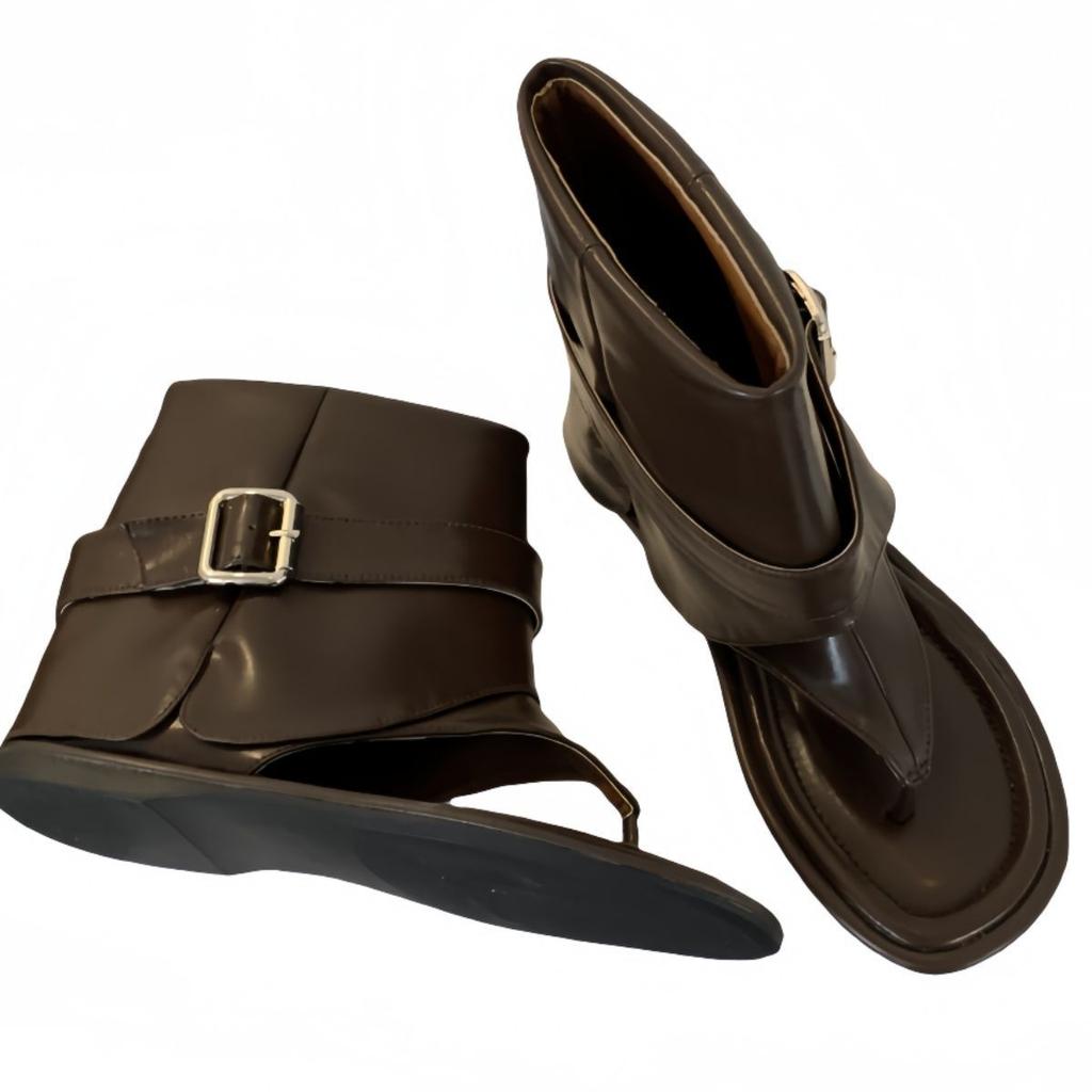 Нишевый милый и крутой стиль, сандалии с круглым носком, красивые, на плоской подошве, с украшением в виде пряжки, модные крутые ботинки, новые ботильоны