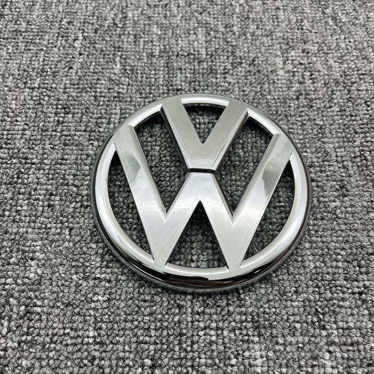 Замена переднего и заднего эмблем Volkswagen Golf 6 GTI для моделей 09-13 MK6