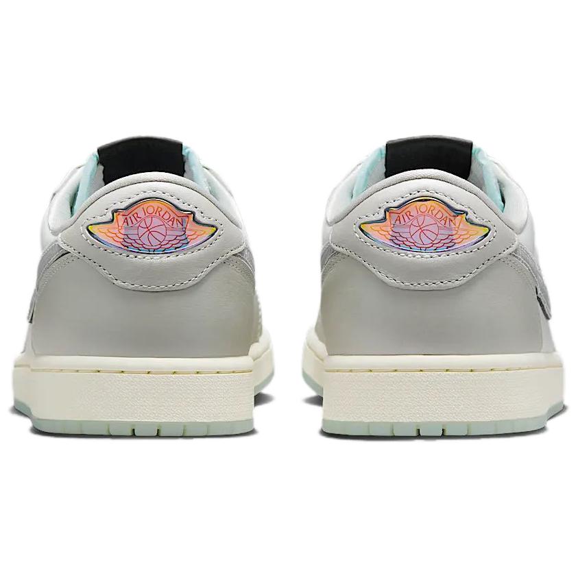 Мужские кроссовки Air Jordan 1 Retro Low OG Год Змеи Серый Summit-White Photon-Dust HF3144-100