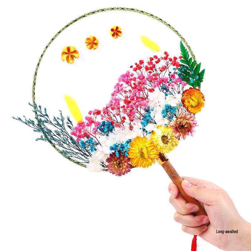 Dried Flower Fan DIY Kit for International Women's Day - Team Building & Handmade Gift