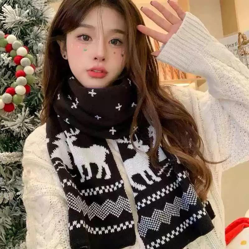 Versatile Selection Christmas Scarf Women's Winter Korean Atmosphere Red Scarf New Warm Knitted Shawl