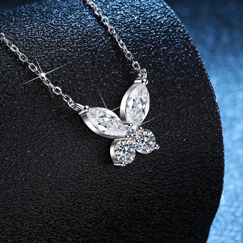 925 Sterling Silver D Color Moissanite Butterfly Necklace Pendant for Women Trendy Wedding Party High Quality Jewelry Gift