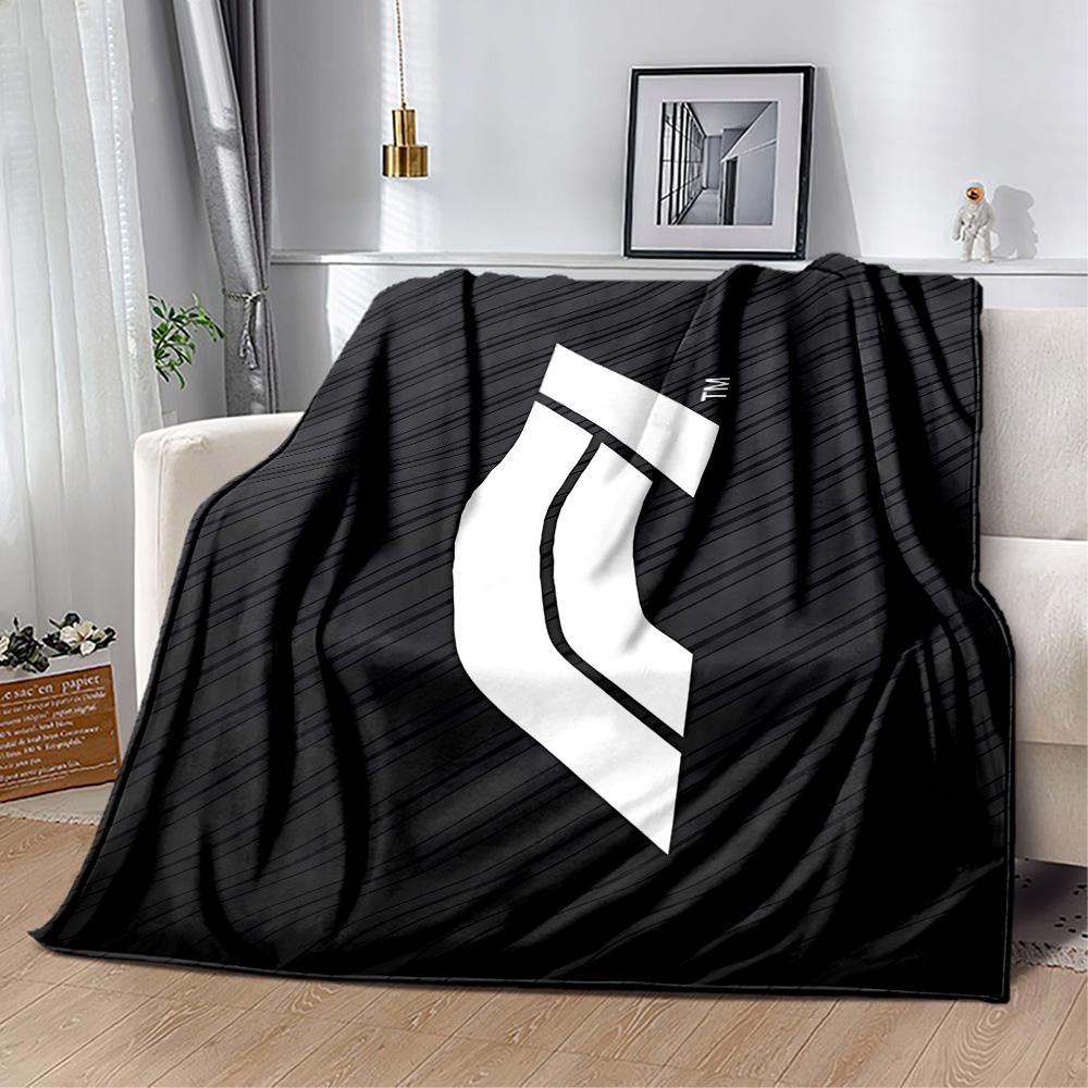 Formula Icon Blanket Durable Comfort Great for Sofa Bed Couch Four Seasons Universal Digital Print Ideal Gift for Friends Family Couples Picnic