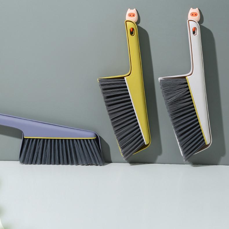 Small Dustpan and Brush Set, Whisk Broom and Dust Pan with Handle, Mini Hand Broom and Dustpan Set for Table, Desk, Keyboard, Cars and Pet Nest,1pcs