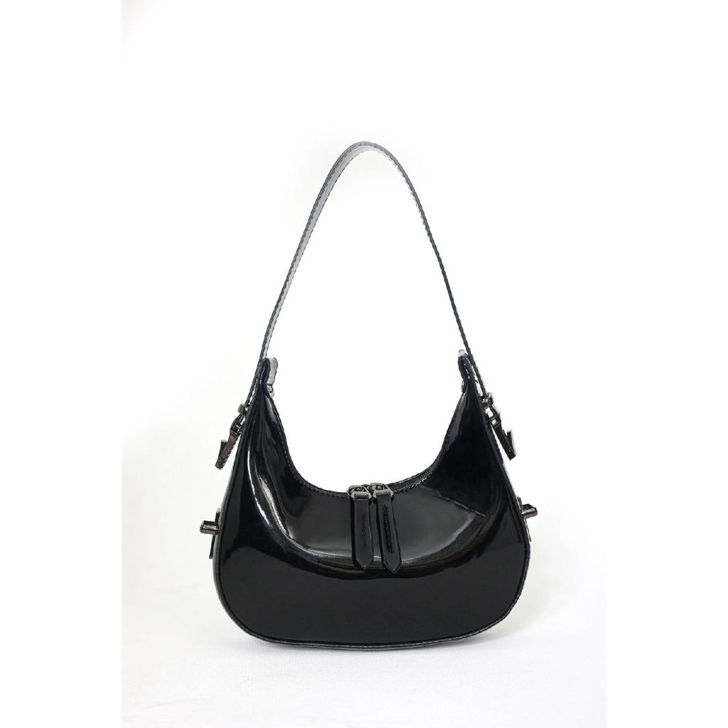 Женская бордово-красная сумка на плечо из лакированной кожи с детальным ремешком