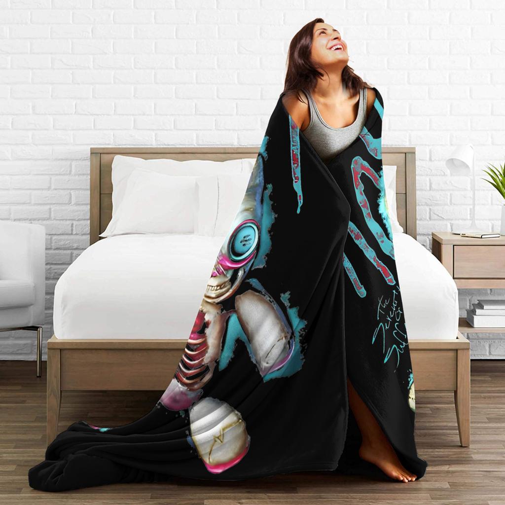 Korn Nu Metal Doll Knitted Fashion Blanket Coral Fleece Graffiti Music Korn Art Lightweight Thin Throw Fashion Blankets Bedspreads Portable