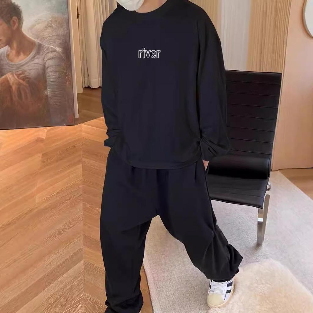 ESSENTIALS Футболка унисекс с длинным рукавом из хлопка с принтом футбольного мяча и тремя полосками