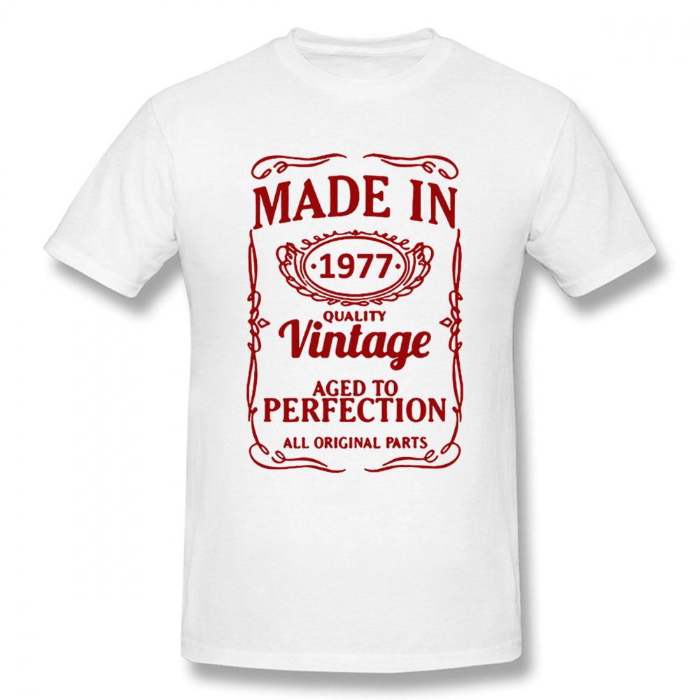 1977 Limited Edition Cool Funny T Shirt Unisex Short Sleeves Hip Hop Vintaged Oneck Cotton T Shirts