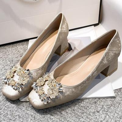 Модная женская обувь на высоком каблуке с квадратным носком и стразами, модная новинка 2025 года весна/лето, атласные туфли-лодочки с мелким вырезом, элегантные банкетные туфли